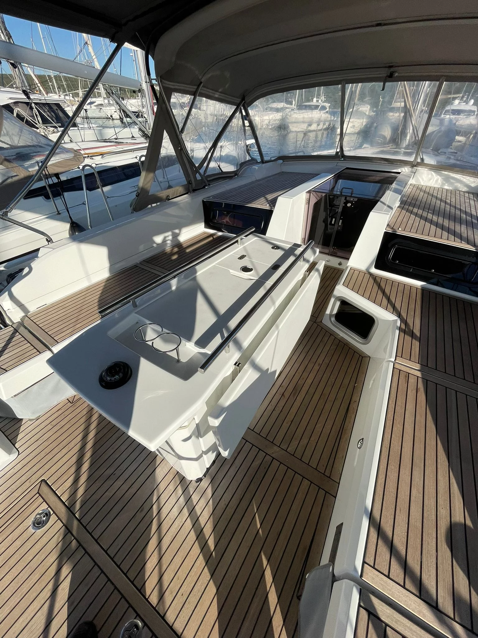 Oceanis 51.1 (Bambi)  - 7