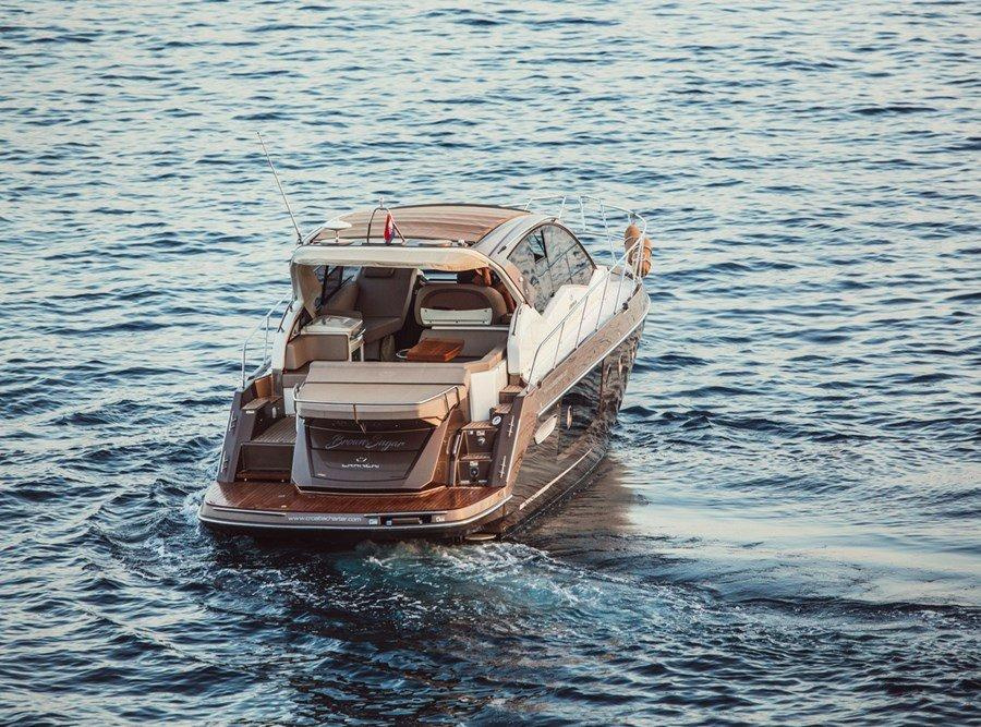 Photo #5 - Cranchi M44 HT (Brown Sugar) in Podstrana - 36078