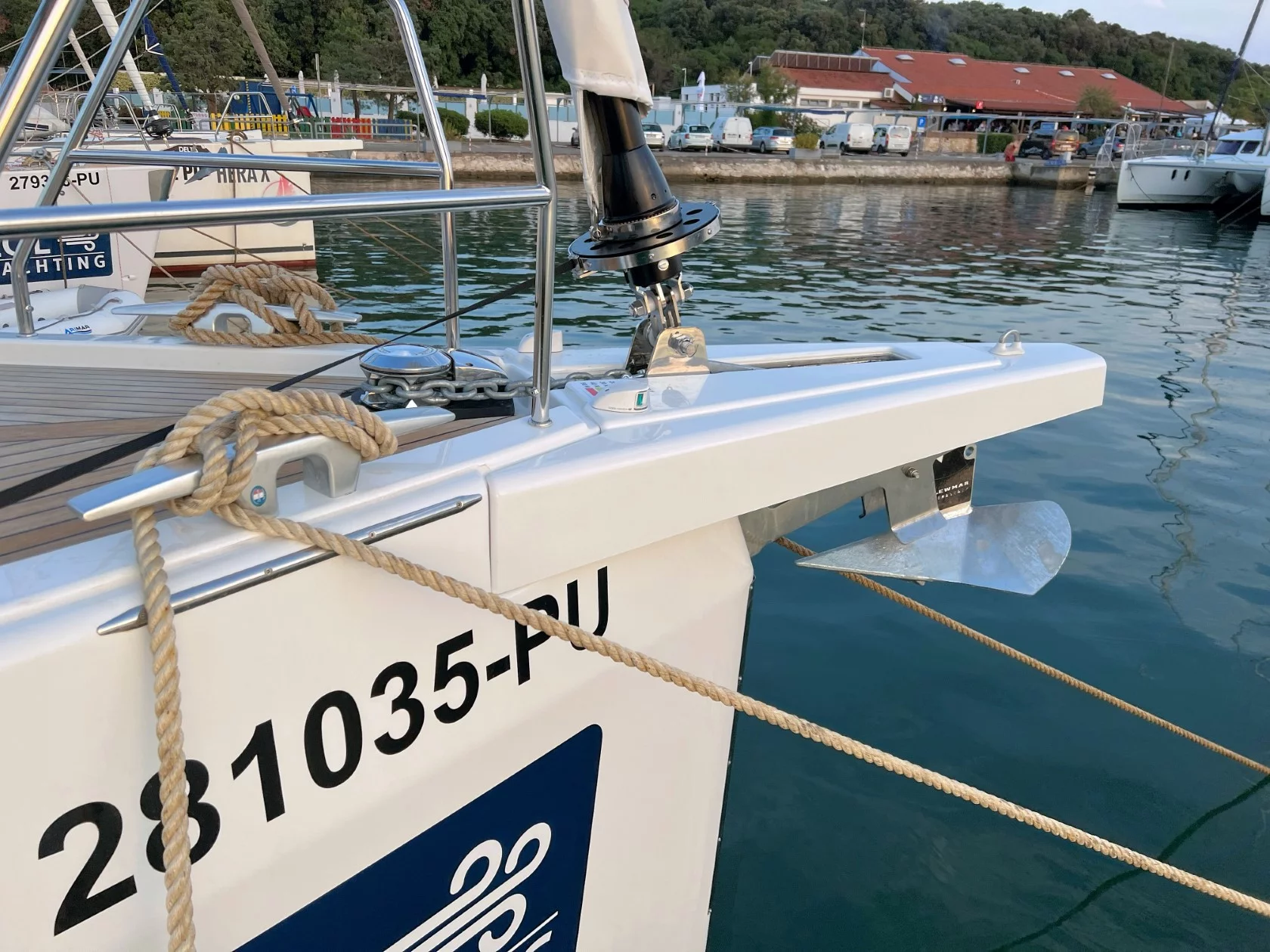 Dufour 470 - 5 cab. (Andreja)  - 25