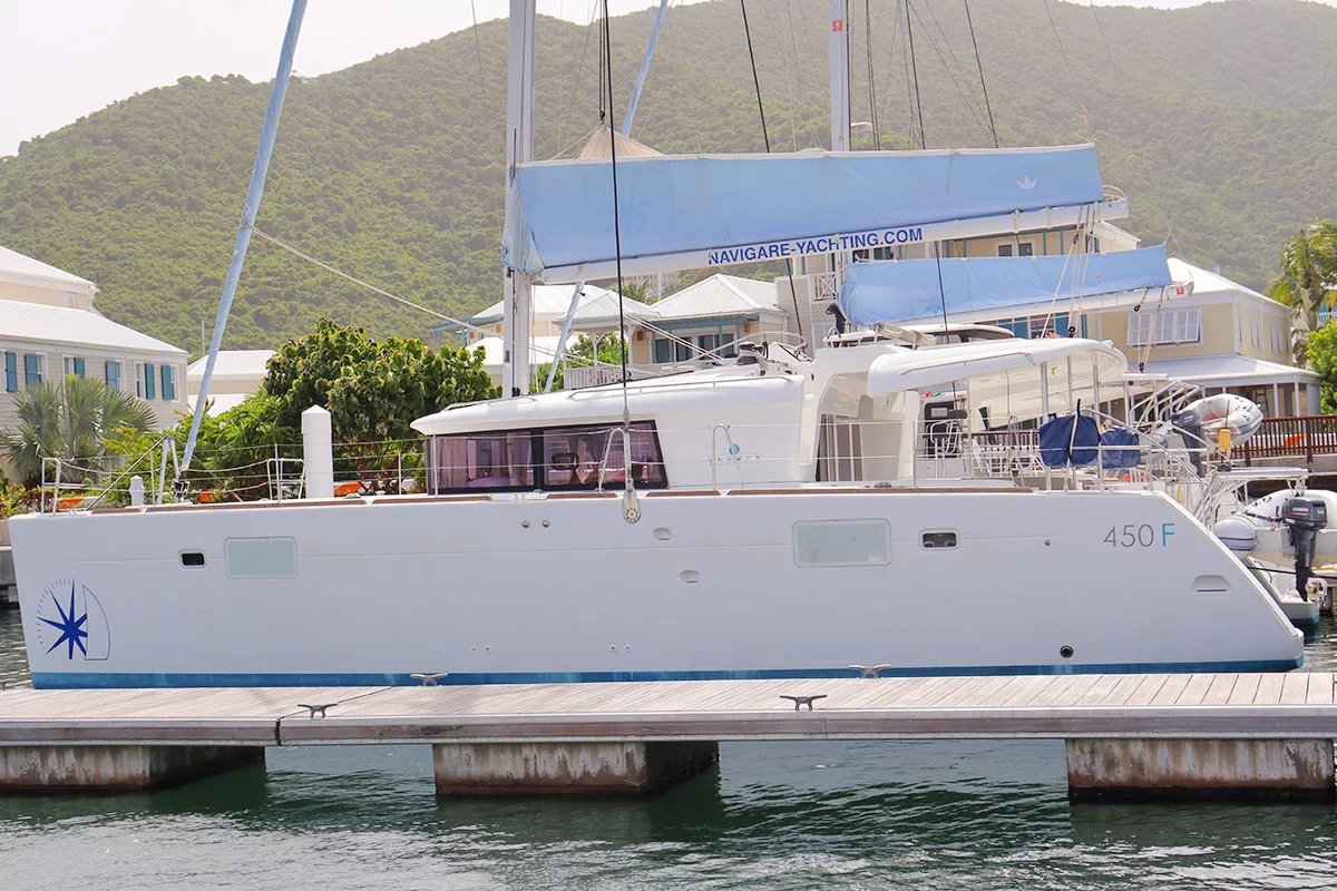 Lagoon 450 F - 4 + 2 cab. (Moët)  - 2
