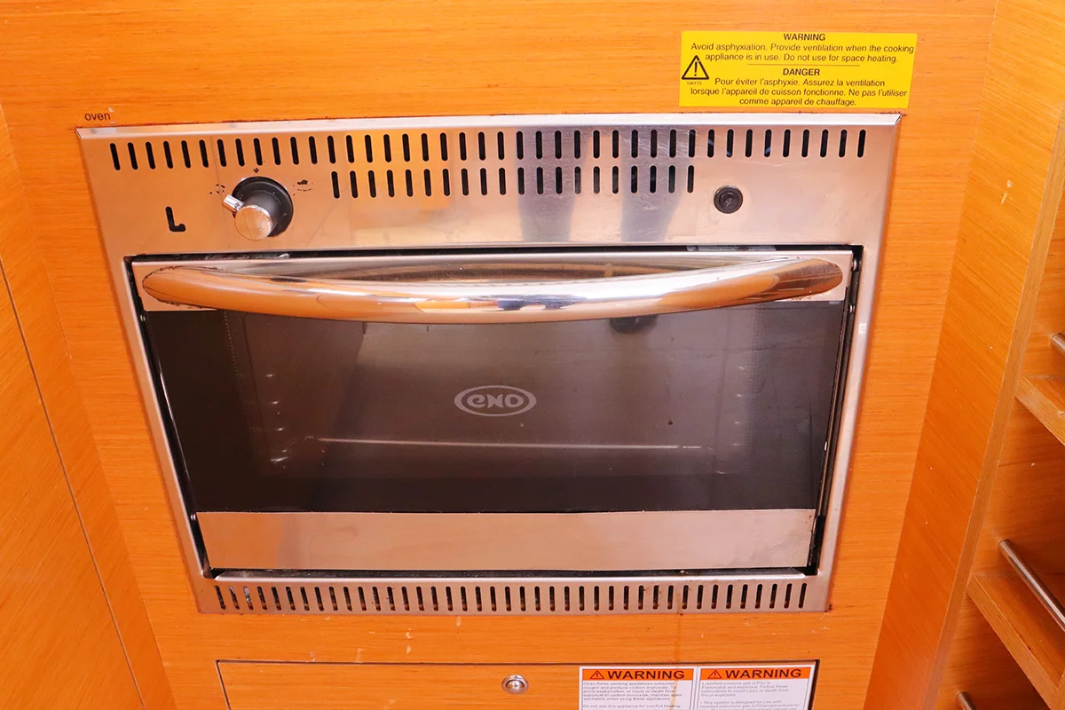 Lagoon 450 F - 4 + 2 cab. (Moët)  - 19