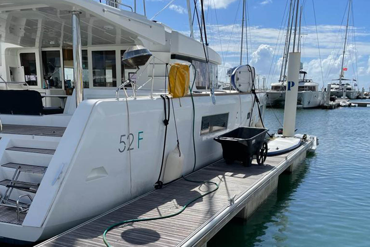Photo #4 - Lagoon 52 F - 5 + 2 cab. (Haxter Baxter) in Nanny Cay - 36145