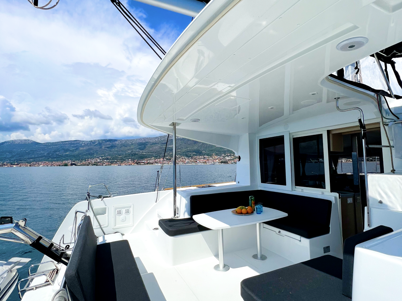 Photo #5 - Lagoon 40 - 4 + 2 cab (Twice as nice) in Kastela - 36158