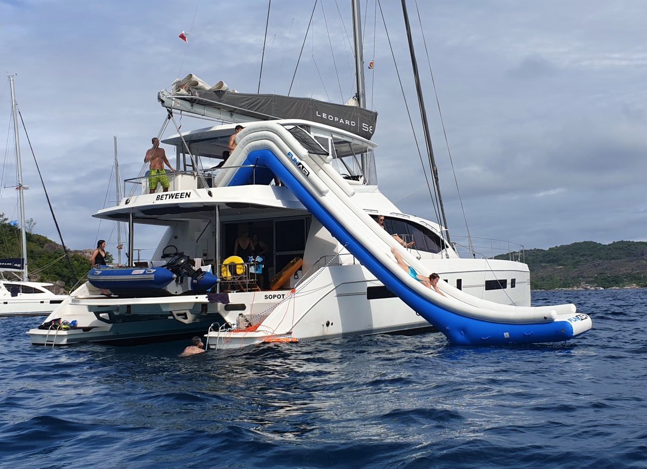 Photo #6 - Leopard 58 (Between) in Mahe - 36169