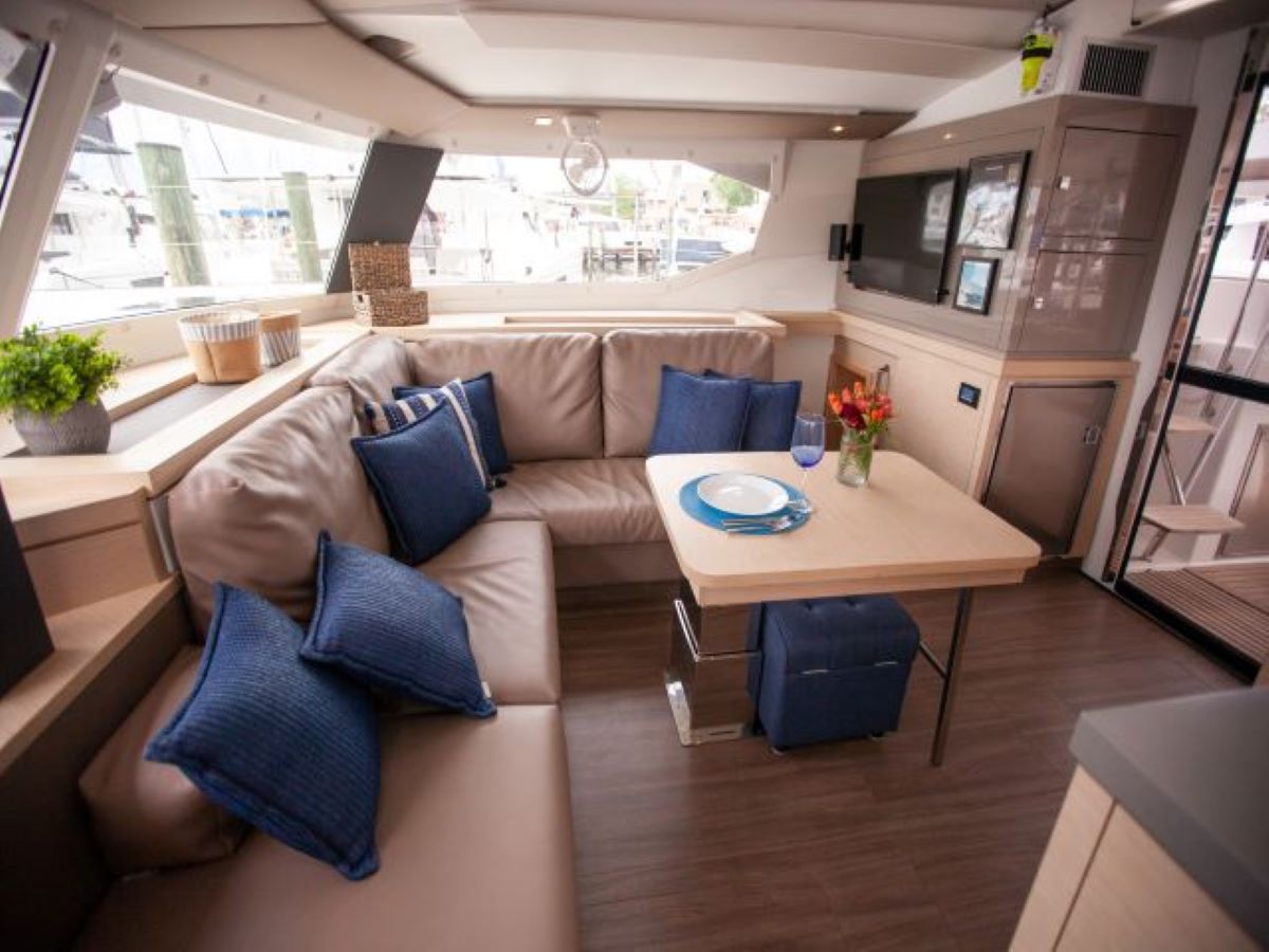 Photo #6 - Fountaine Pajot Saona 47 Maestro - 3 + 1 cab. (Dark Star) en Annapolis Maryland - 36172