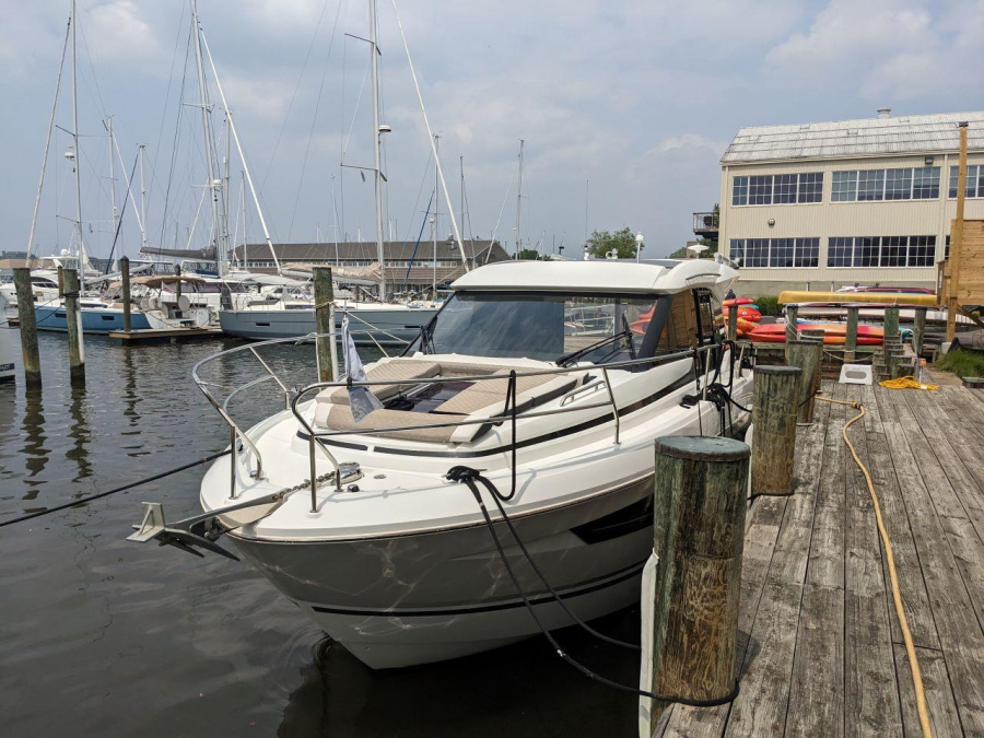 Photo #4 - Jeanneau NC 33 (Knot Home) in Annapolis. MD - 36174