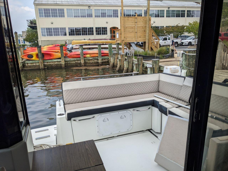 Photo #5 - Jeanneau NC 33 (Knot Home) in Annapolis. MD - 36174