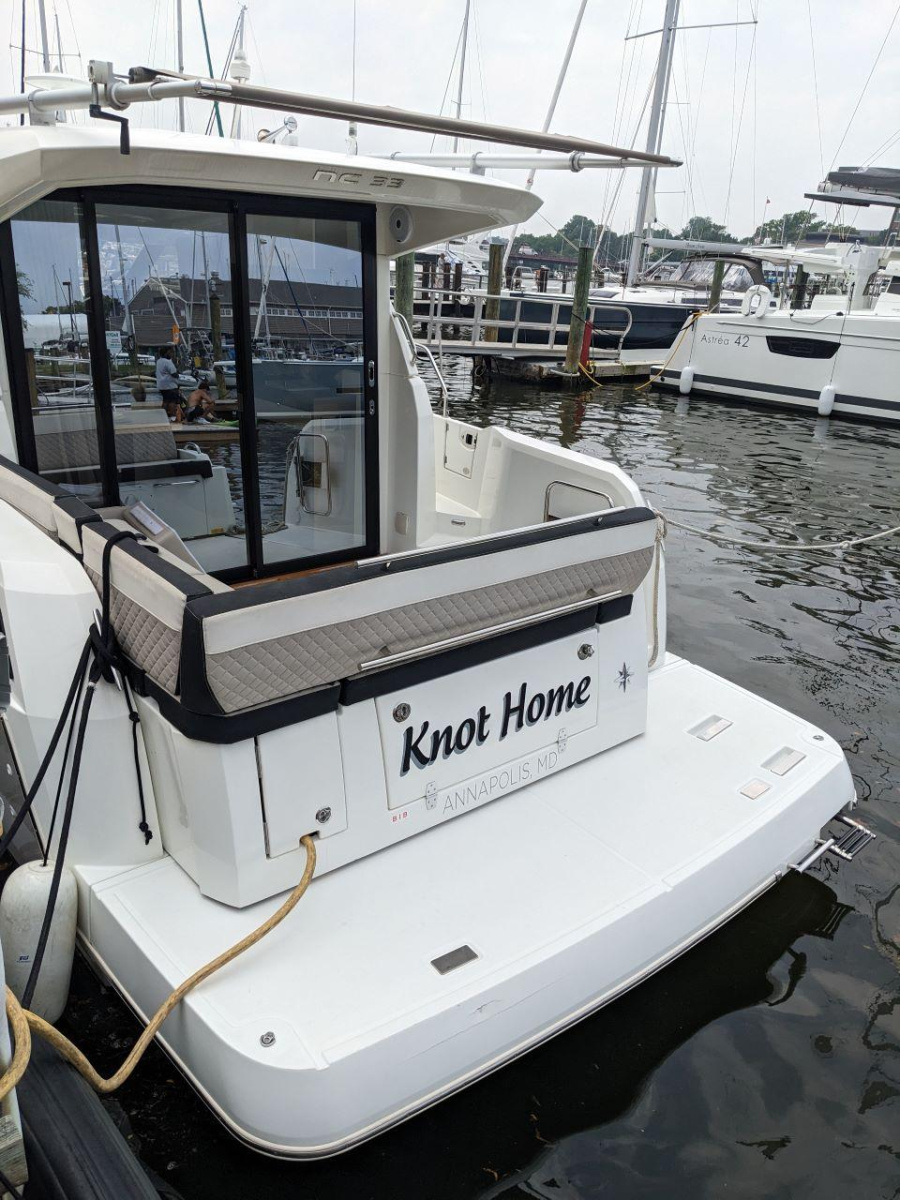 Photo #6 - Jeanneau NC 33 (Knot Home) in Annapolis. MD - 36174
