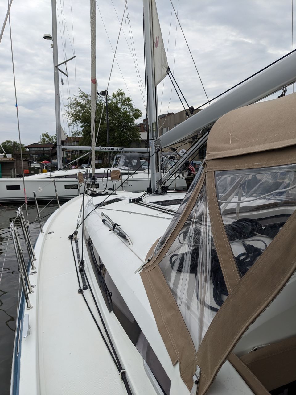 Photo #6 - Sun Odyssey 440 - 3 cab. (Summer Salt) en Annapolis Maryland - 36180
