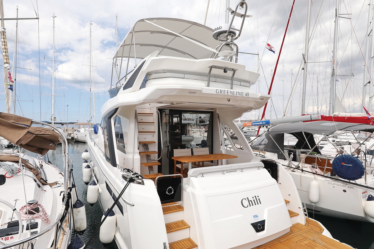 Photo #7 - Greenline 45 Fly (Chili) en Biograd - 36183