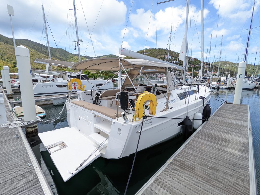 Photo #4 - Dufour 430 (Hoosier Lady) en Nanny Cay - 36186