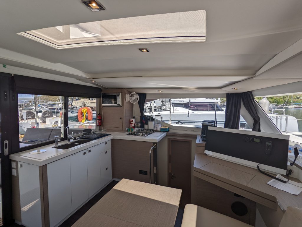 Photo #7 - Fountaine Pajot Isla 40 - 3 cab. (Hoppy Choppy) en Nanny Cay - 36187