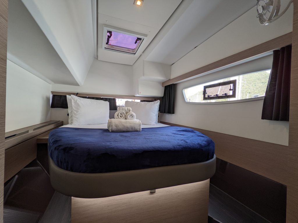 Photo #13 - Fountaine Pajot Lucia 40 - 4 cab. (Infinite Blue) in St. Thomas - 36188