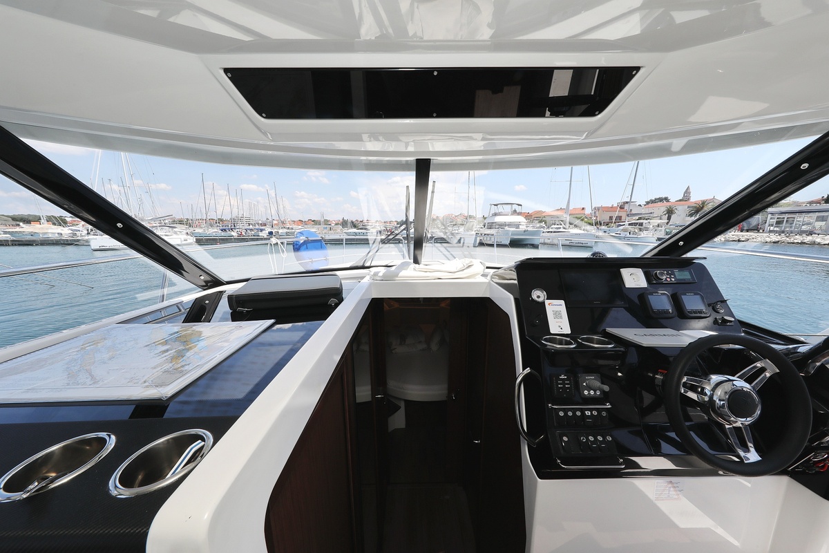Photo #16 - Merry Fisher 1095 Fly (Raptor) en Biograd - 36189