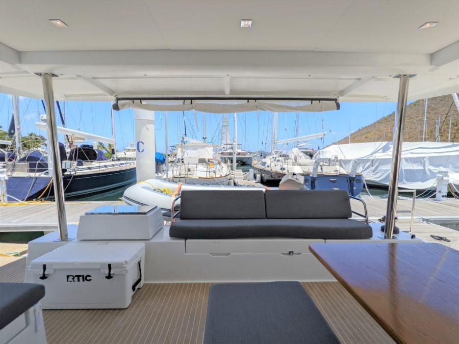 Photo #4 - Fountaine Pajot Tanna 47 Maestro - 3 cab. (Satori) in Nanny Cay - 36191