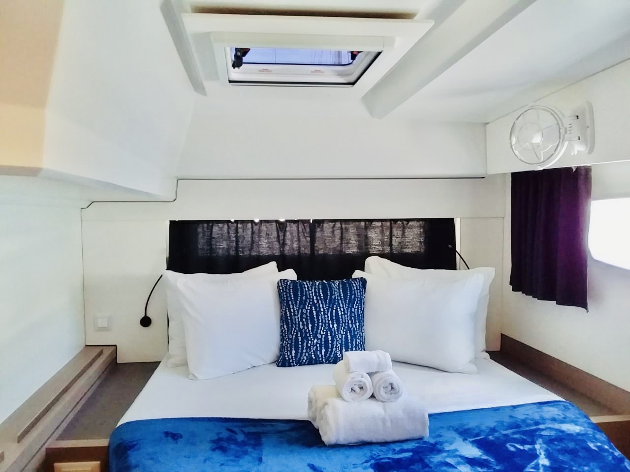 Photo #17 - Fountaine Pajot Astrea 42 Maestro (Serene Blue) in Nanny Cay - 36194