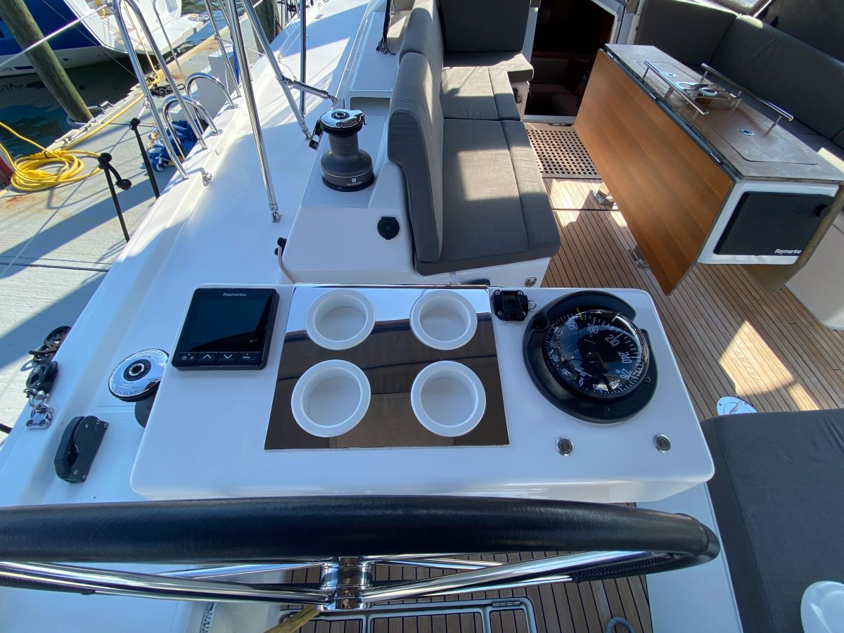Photo #13 - Dufour 530 - 4 cab. (Liliana Bella) in Annapolis. MD - 36217