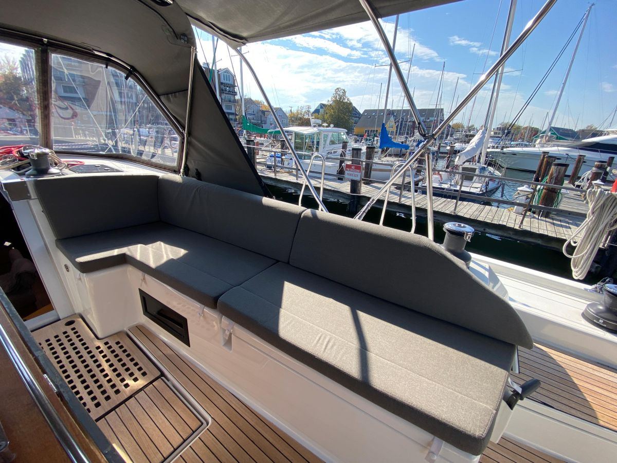 Photo #18 - Dufour 530 - 4 cab. (Liliana Bella) in Annapolis. MD - 36217