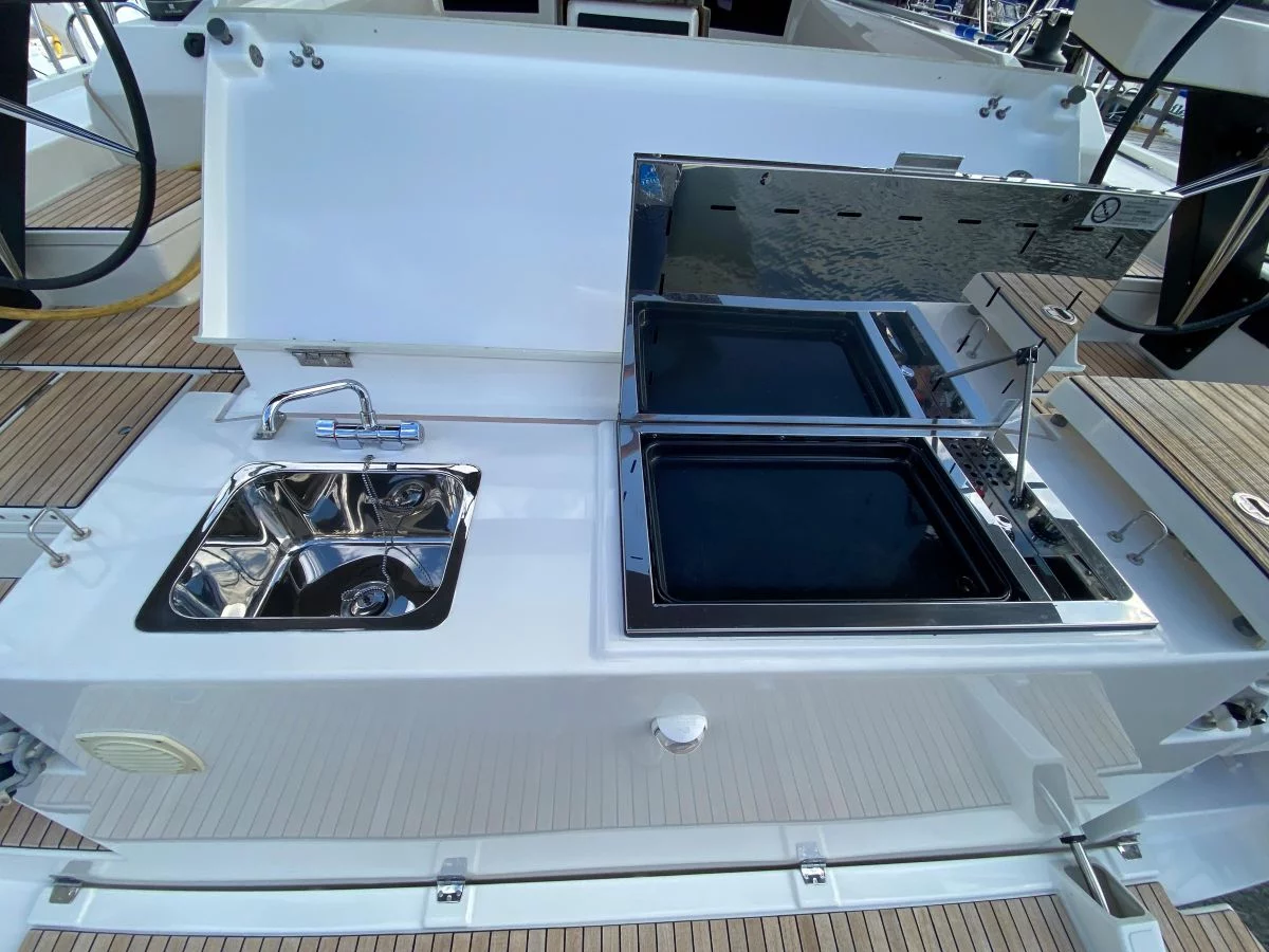 Dufour 530 - 4 cab. (Liliana Bella)  - 4