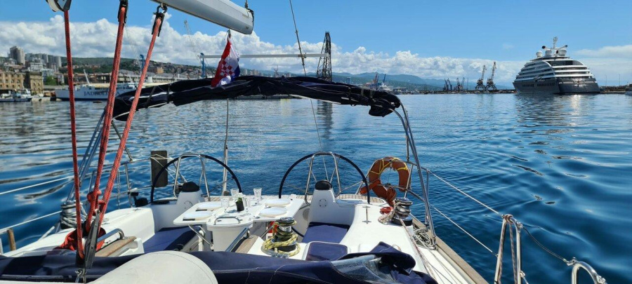 Photo #6 - Bavaria 44 (Sea Toy) en Rijeka - 36221