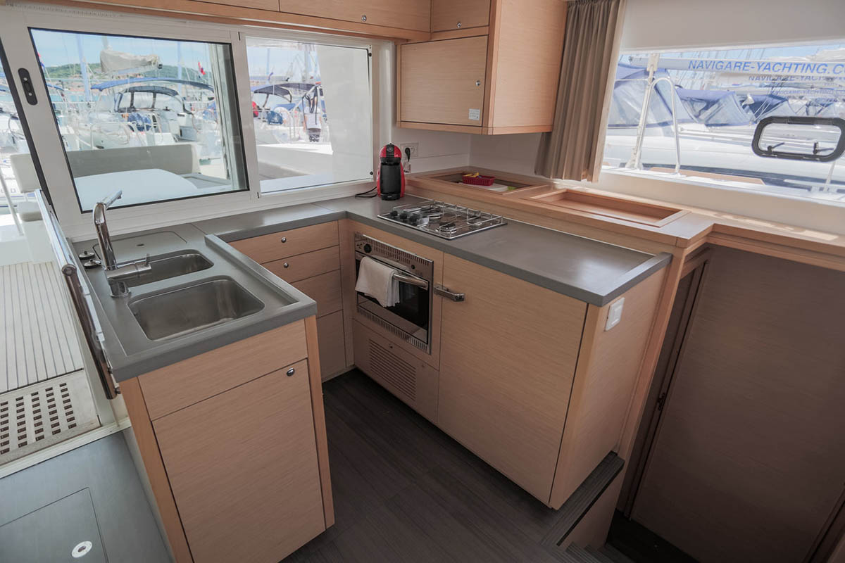Photo #17 - Lagoon 450 F - 4 + 2 cab. (Stella) in Marsh Harbour - 36228