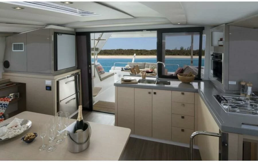 Fountaine Pajot Lucia 40 (Relax Planet)  - 3