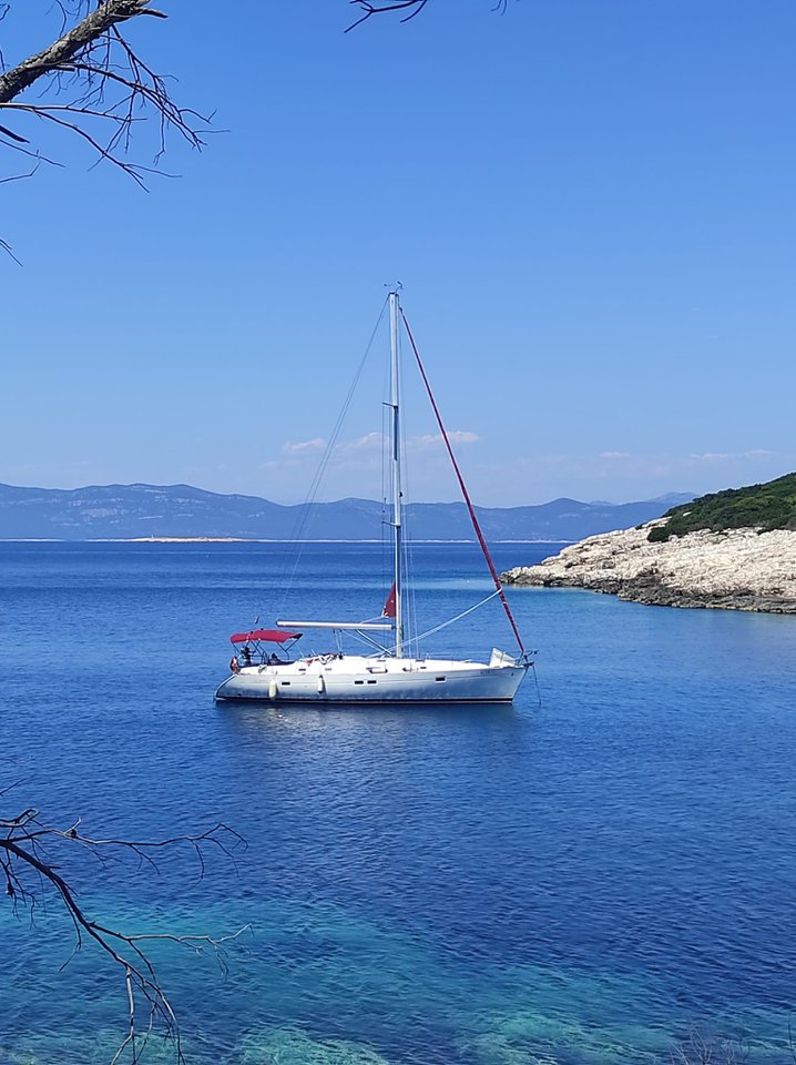 Photo #6 - Oceanis 411 Celebration (M&M) en Omis - 36243