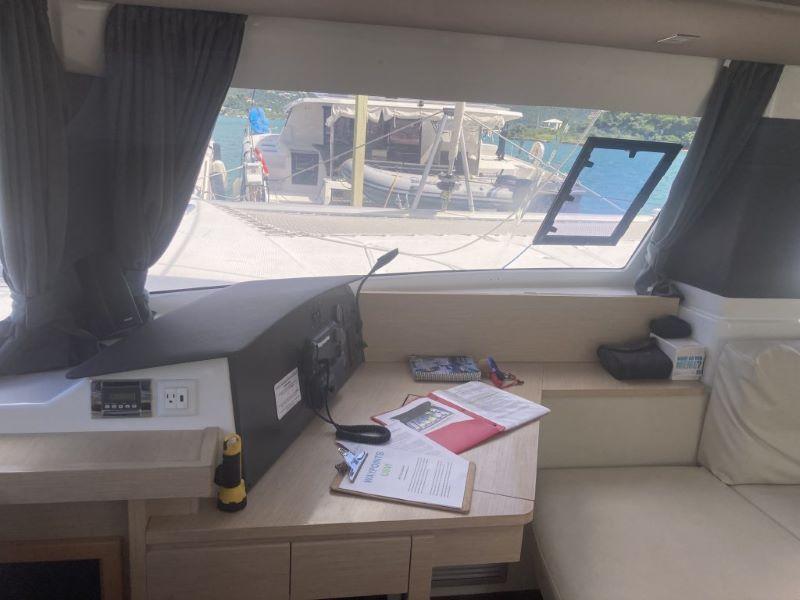 Photo #4 - Helia 44 - 4 cab. (Knot On Call) in St. Thomas - 36255
