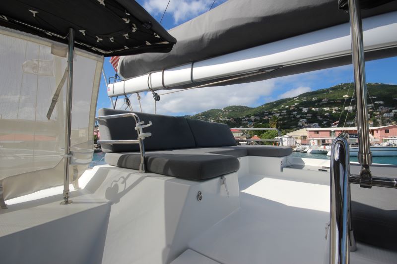 Photo #12 - Fountaine Pajot Saona 47 - 5 cab. (La Belle Vie) en St. Thomas - 36256