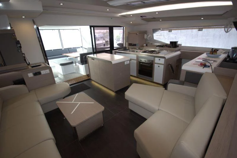 Fountaine Pajot Aura 51 (What's Left)  - 6