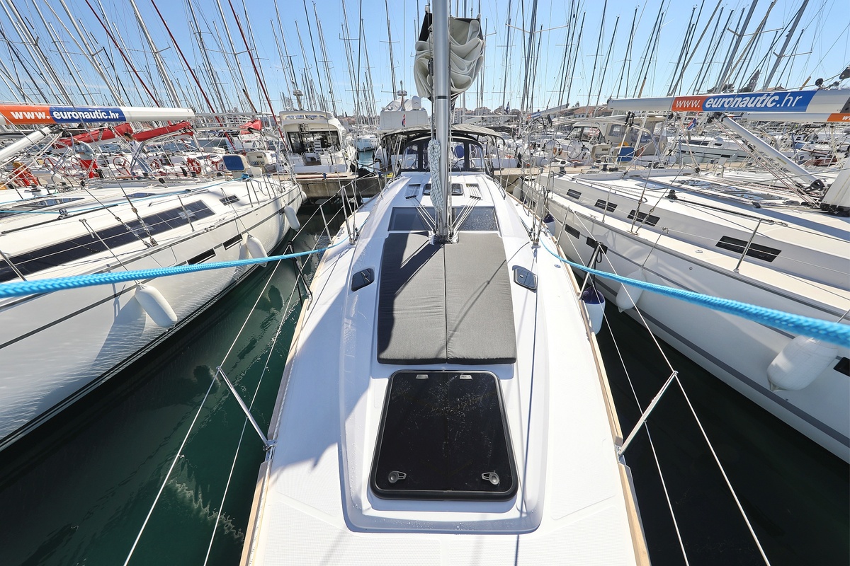 Photo #6 - Elan Impression 45.1 (Moon Pearl) in Biograd - 36277