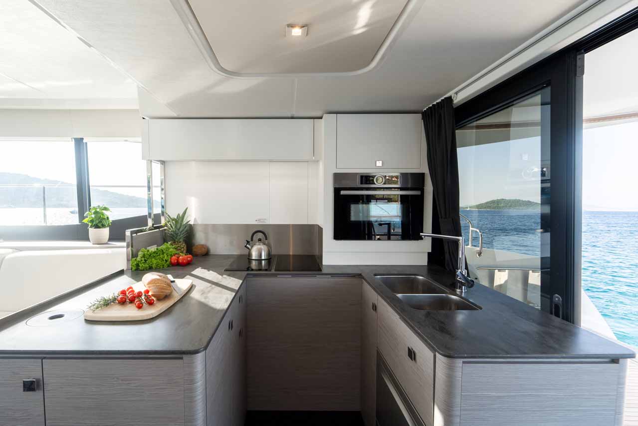 Photo #14 - Fountaine Pajot MY6 (Family 2.0) in Sibenik - 36278