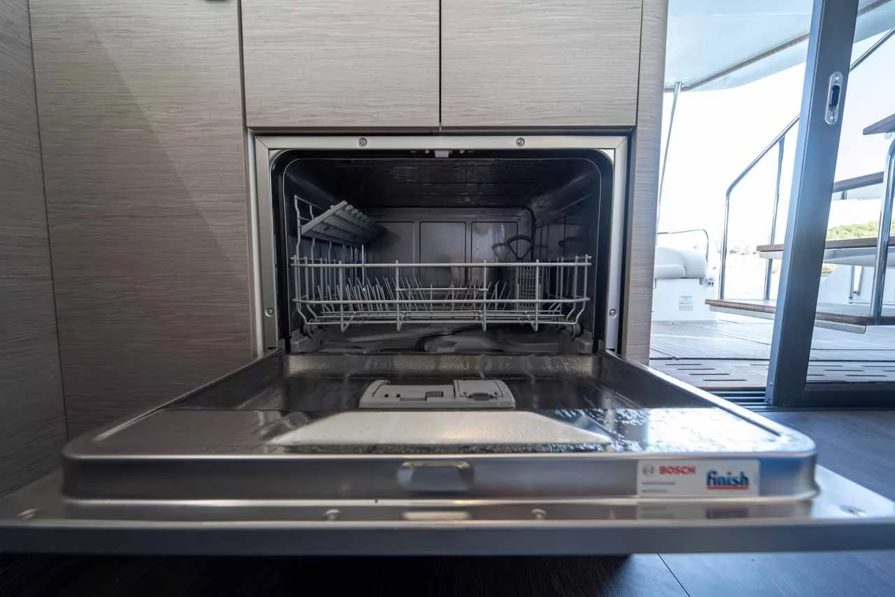 Fountaine Pajot MY6 (Family 2.0)  - 15
