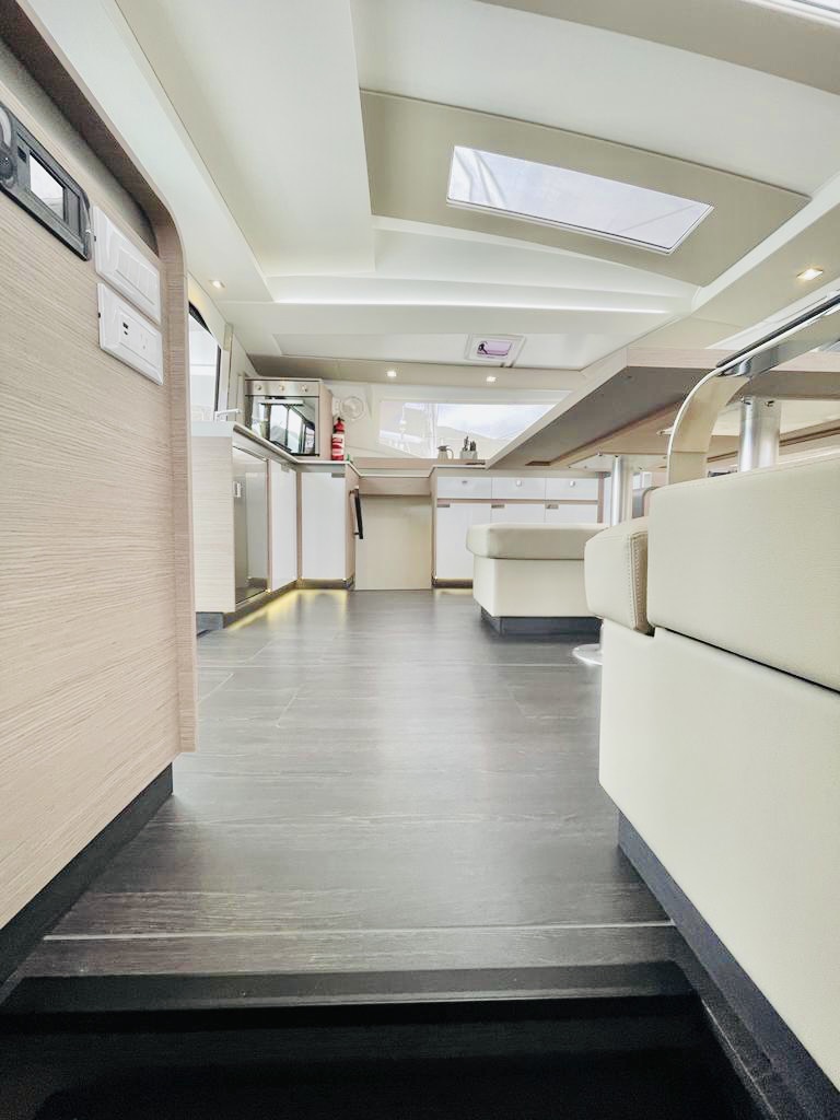 Photo #7 - Fountaine Pajot Elba 45 - 4 cab. (Pau Hana II) en Nanny Cay - 36289