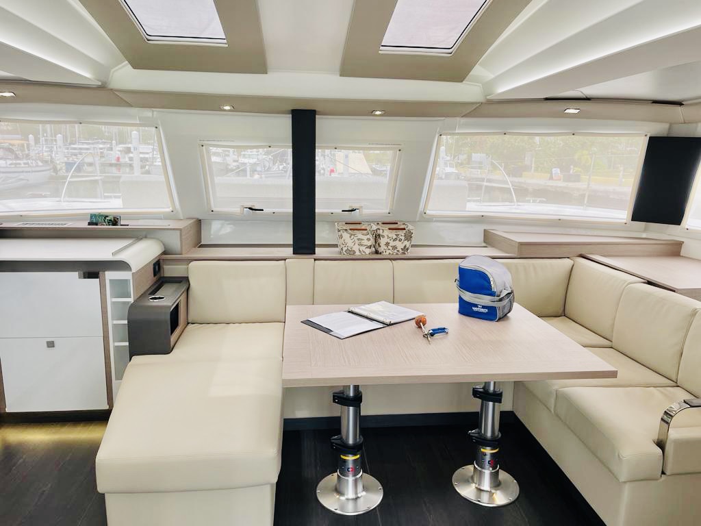 Photo #10 - Fountaine Pajot Elba 45 - 4 cab. (Pau Hana II) en Nanny Cay - 36289