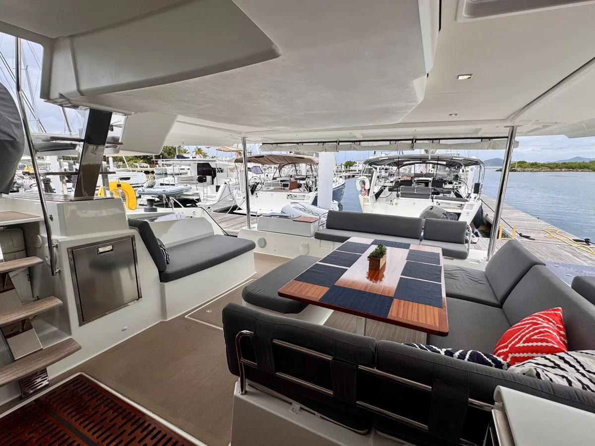 Fountaine Pajot Aura 51 (Carrie Lee)  - 16