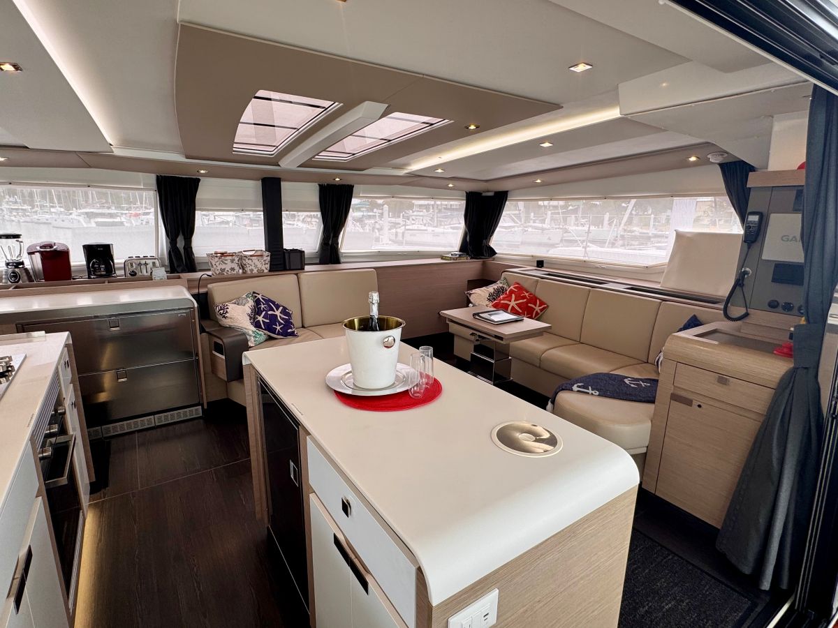 Photo #21 - Fountaine Pajot Aura 51 (Carrie Lee) in Nanny Cay - 36291