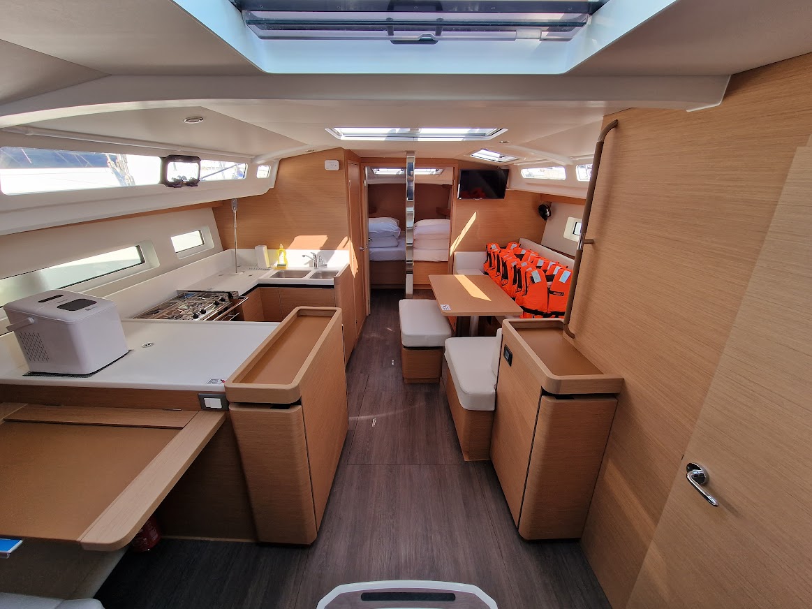Photo #6 - Sun Odyssey 440 (Vela) in Biograd - 36297