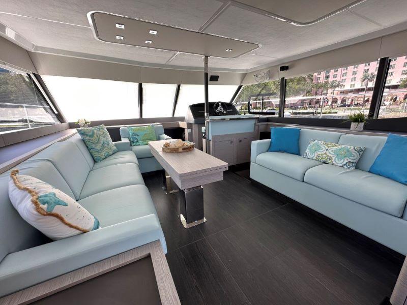 Photo #8 - Fountaine Pajot MY6 (Happy Place) in St. Petersburg - 36316