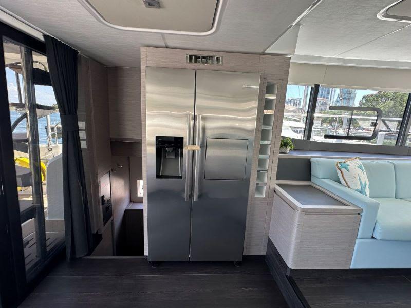 Photo #10 - Fountaine Pajot MY6 (Happy Place) in St. Petersburg - 36316
