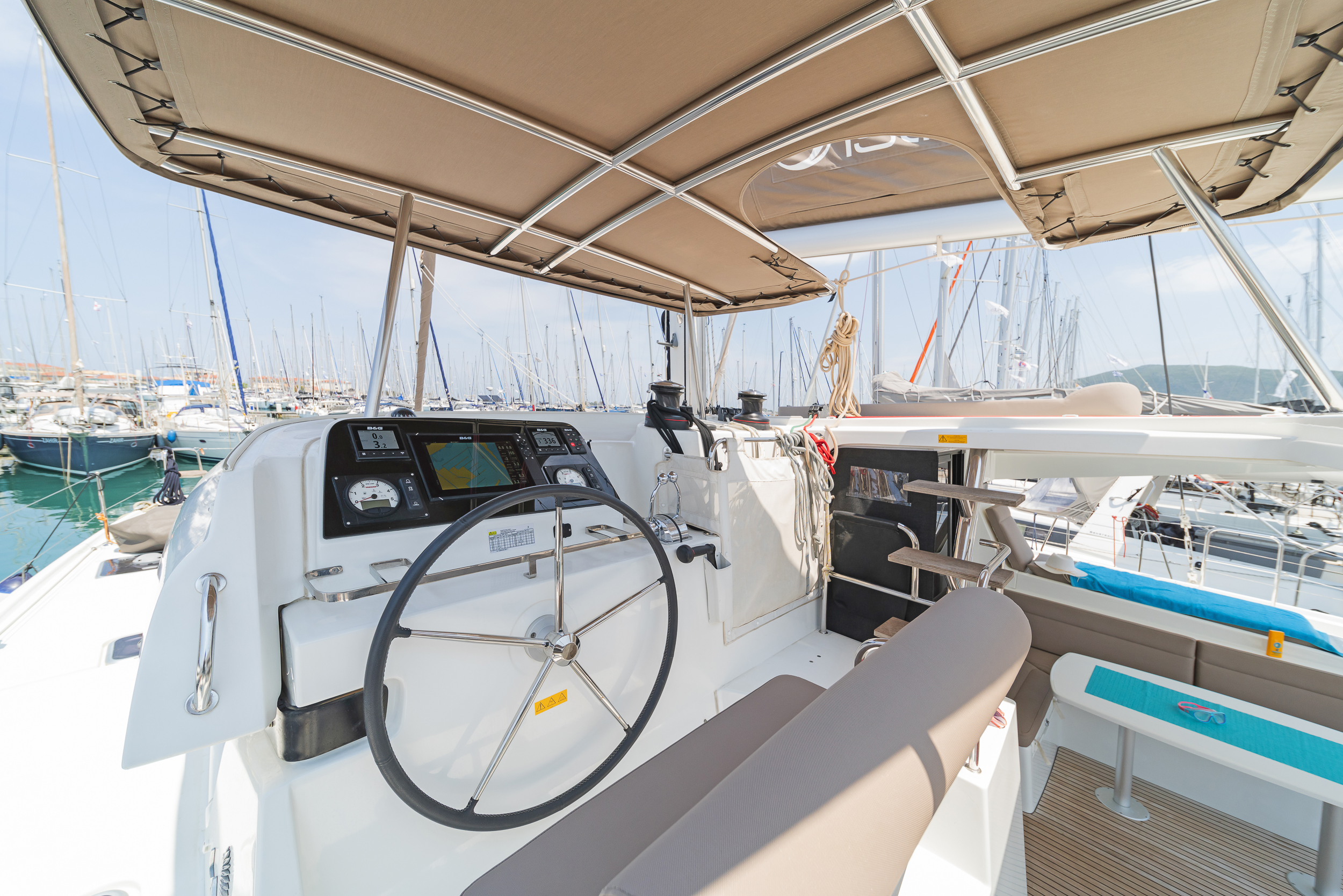 Photo #13 - Lagoon 42 - 4 + 1 cab. (Pulsar) in Lefkada - 36340