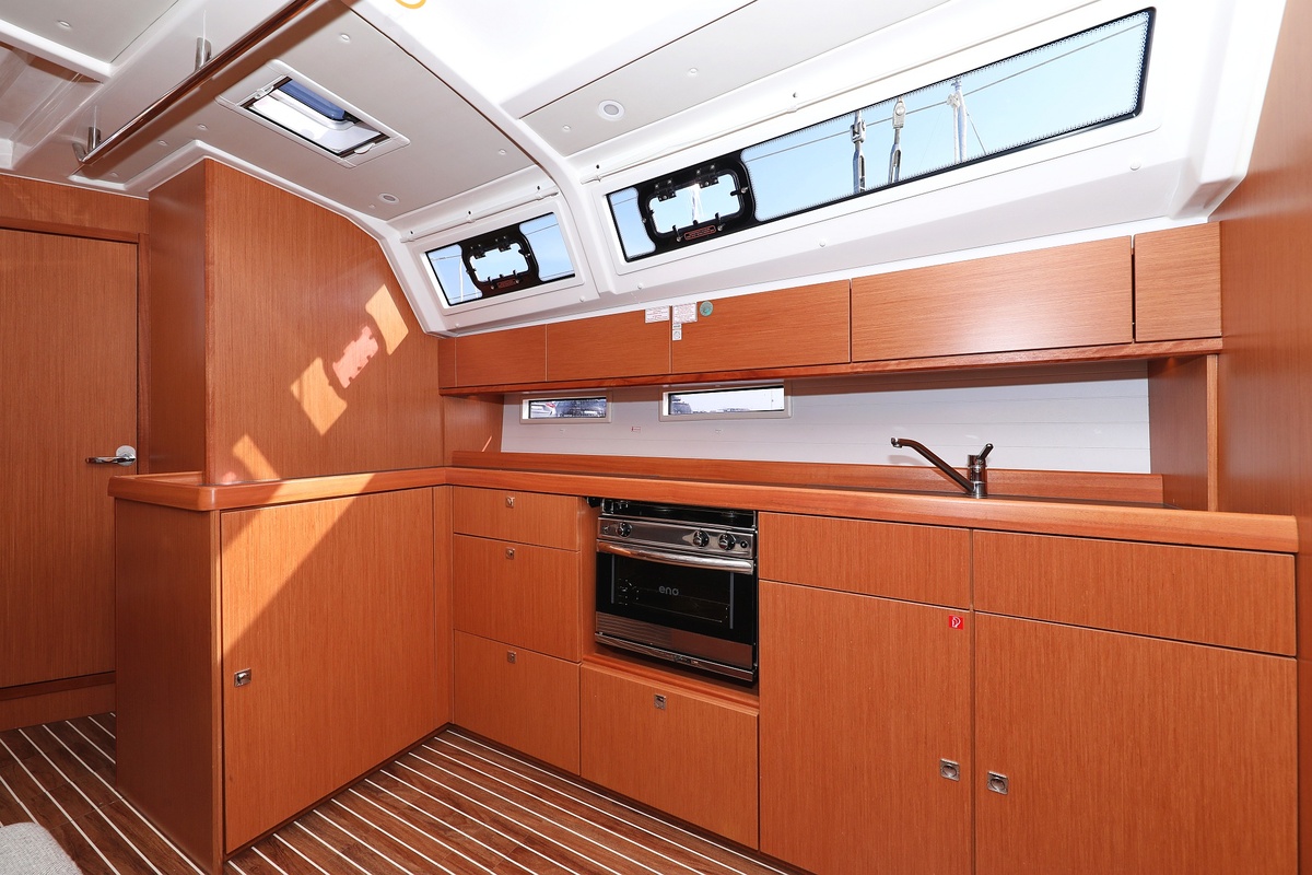 Photo #15 - Bavaria Cruiser 46 - 4 cab. (Summer Jazz) in Biograd - 36344