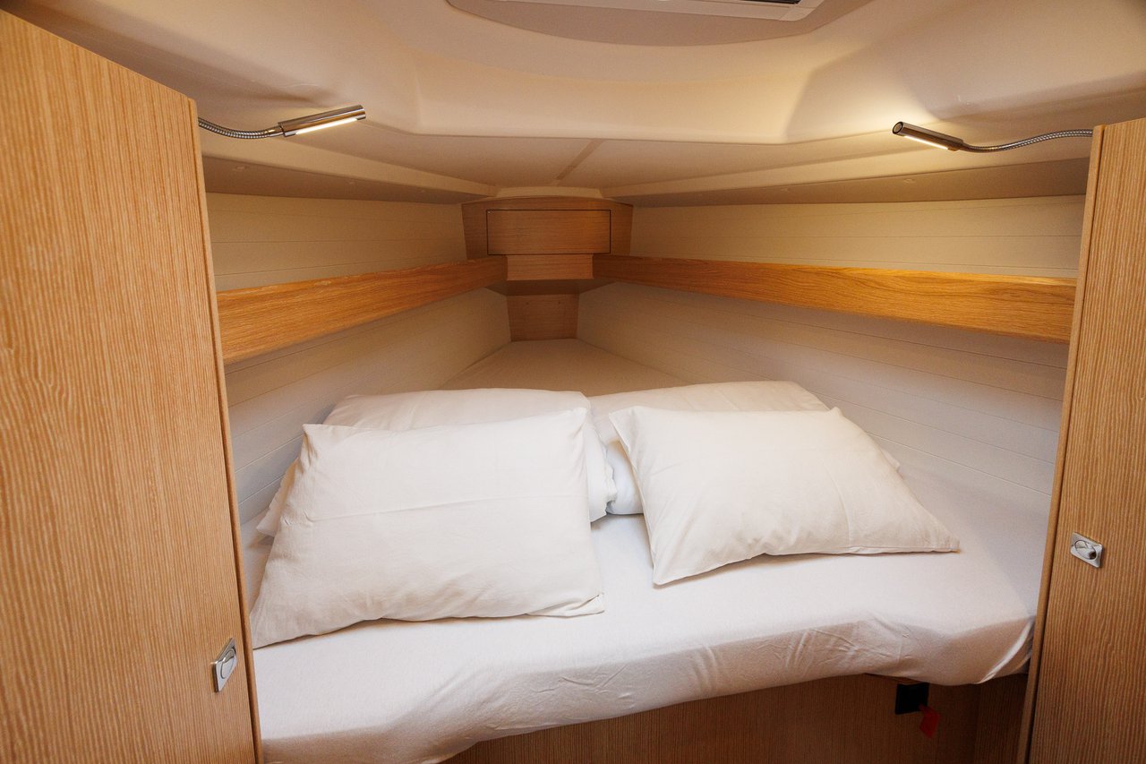 Photo #11 - Bavaria Cruiser 34 Style - 3 cab. (Roko) in Zadar - 36359