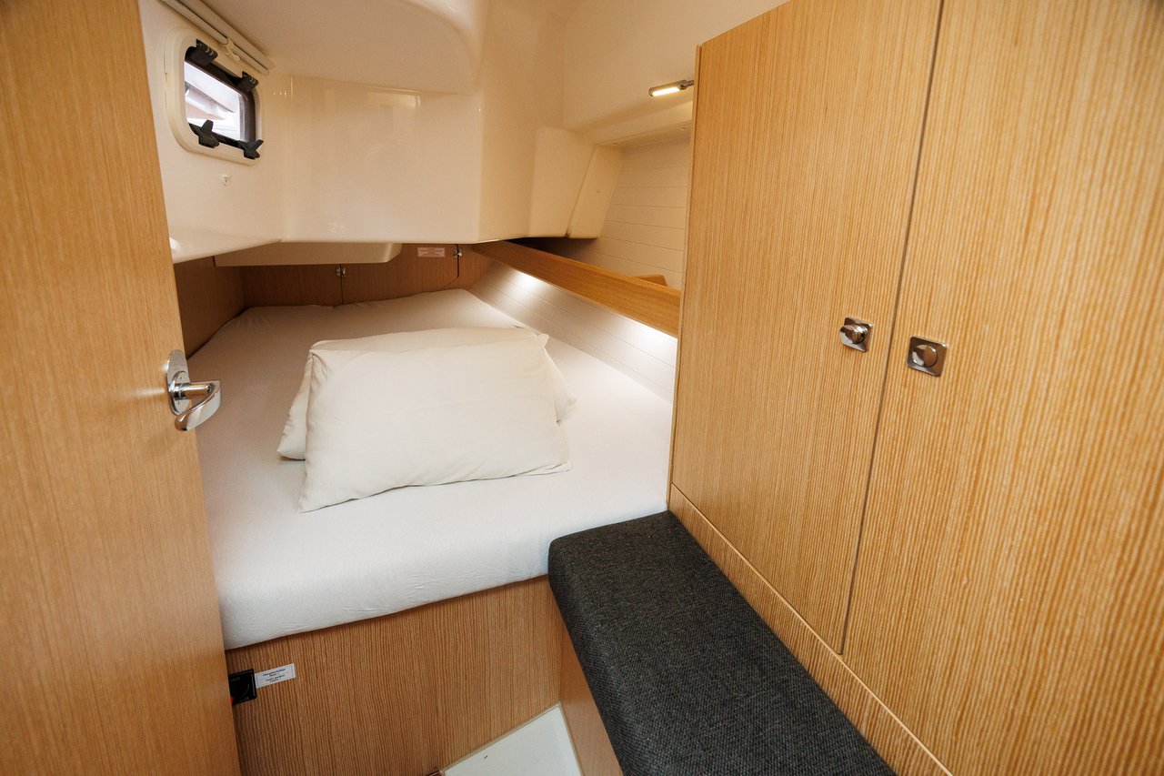 Photo #12 - Bavaria Cruiser 34 Style - 3 cab. (Roko) in Zadar - 36359