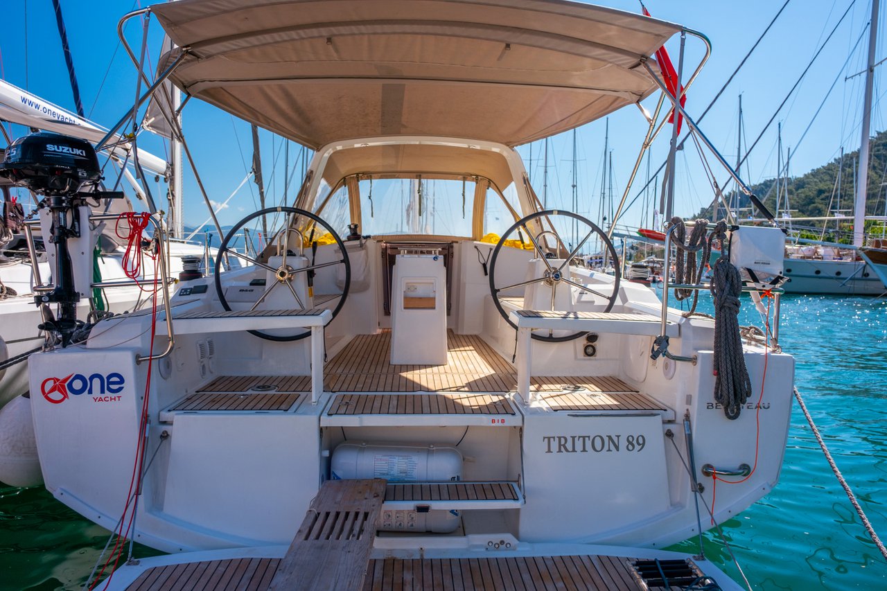 Photo #5 - Oceanis 38.1 (Triton 89) in Fethiye - 36364
