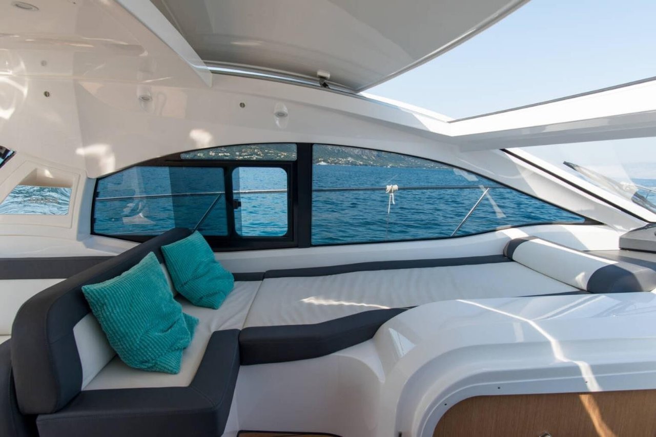 Photo #6 - Bavaria SR41 (Sandy I) in Corfu - 36365