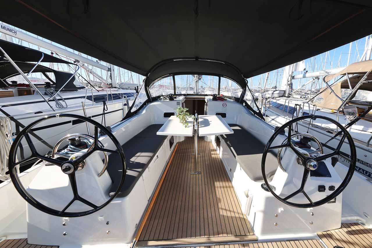 Photo #8 - Sun Odyssey 380 Performance (Mymia) in Biograd - 36366