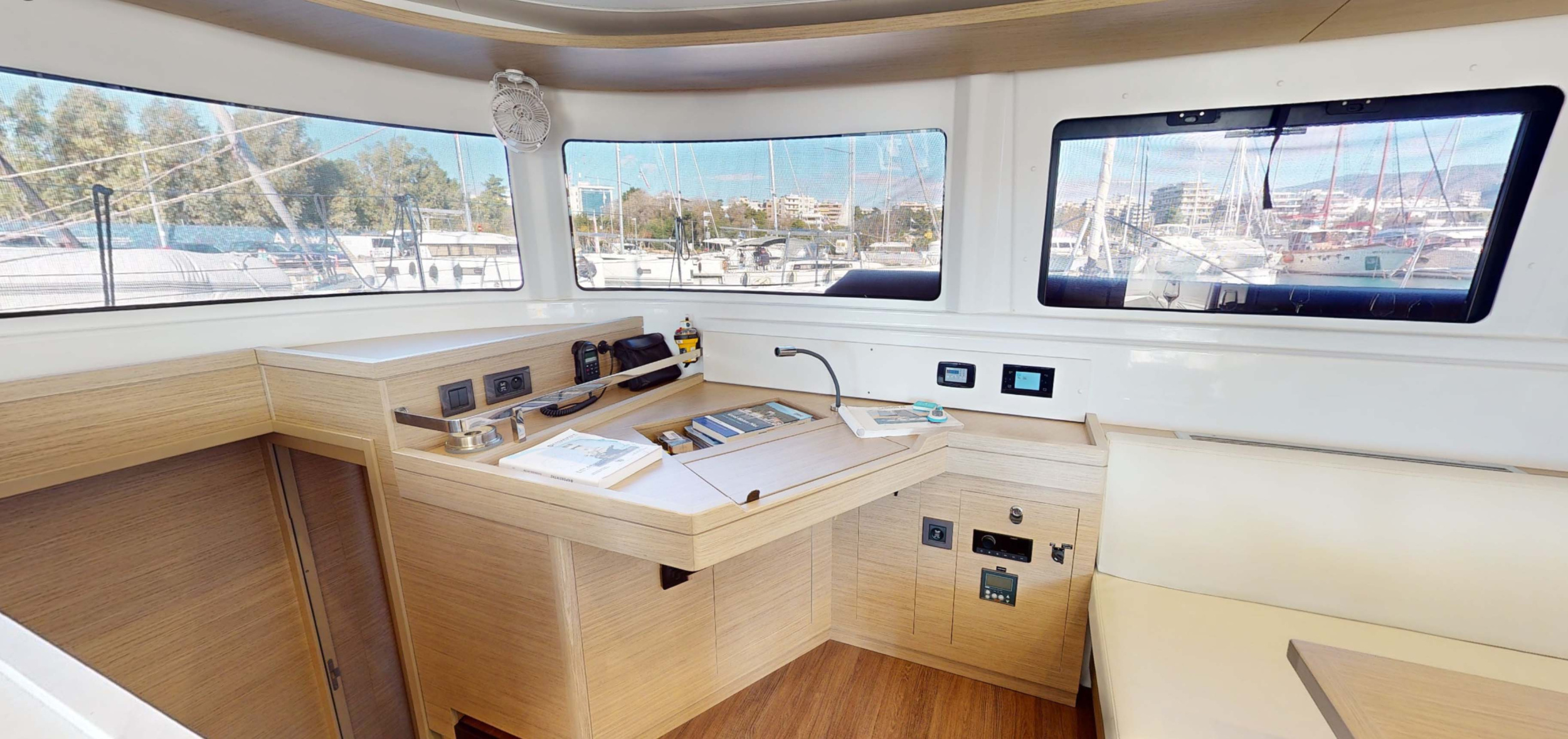 Photo #8 - Lagoon 46 Fly (PRESTIGE) in Atene - 36377