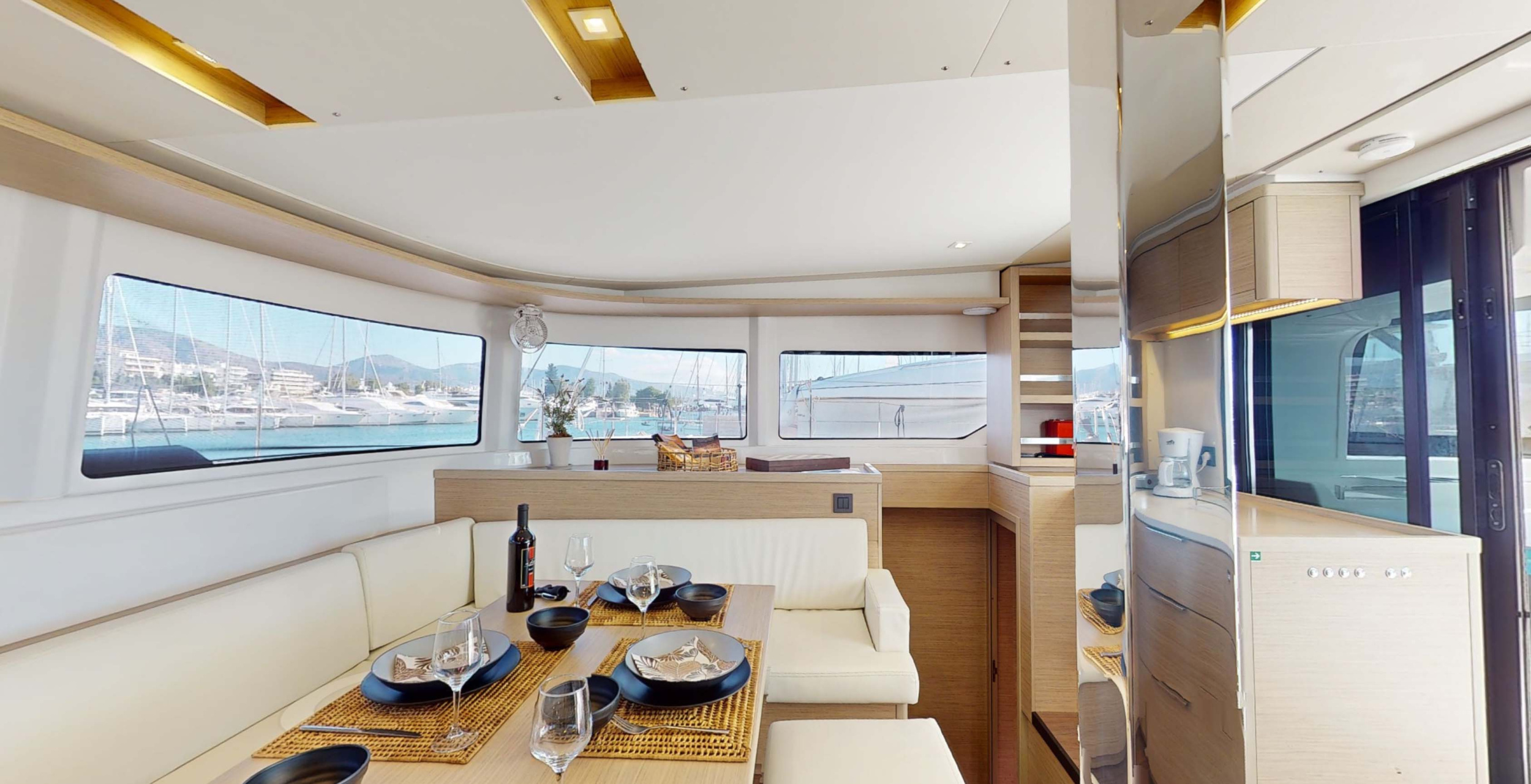 Photo #9 - Lagoon 46 Fly (PRESTIGE) in Atene - 36377
