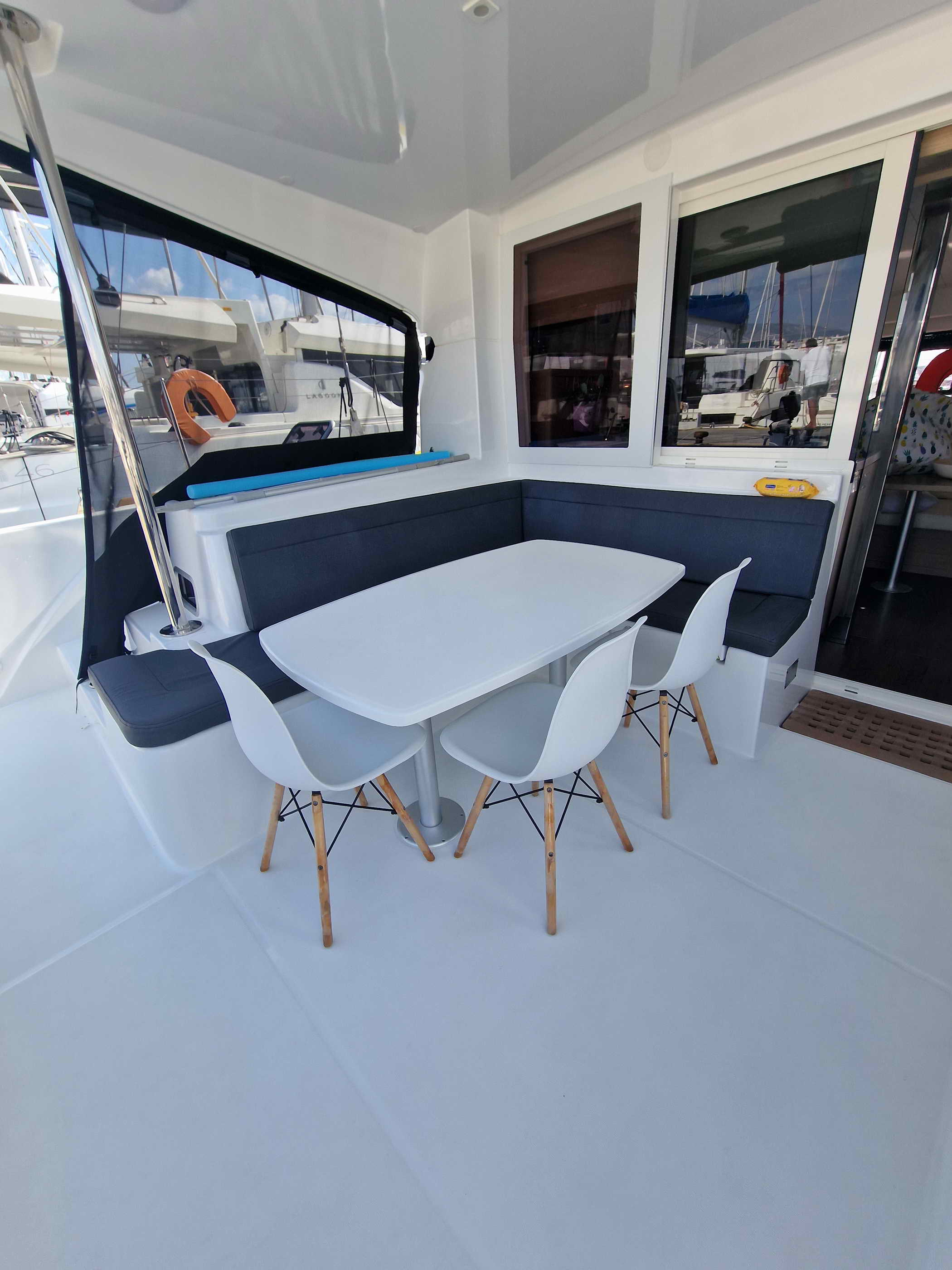 Photo #8 - Lagoon 40 - 4 cab. (PRESTIGE) en Atenas - 36379